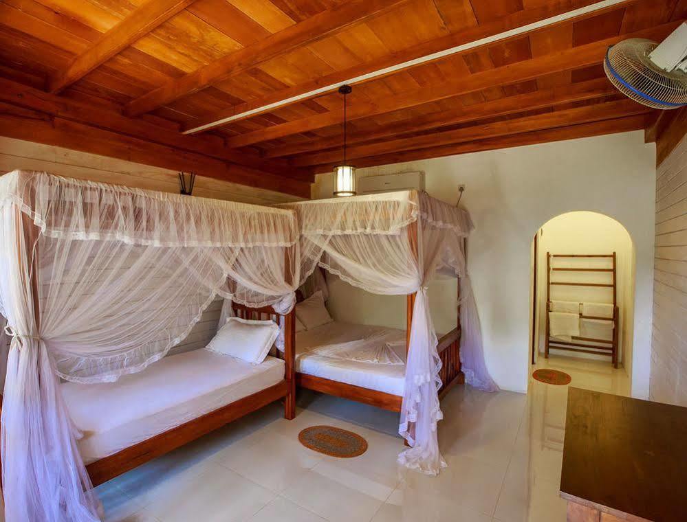 On The Rock Hotel Бандарамулла Экстерьер фото